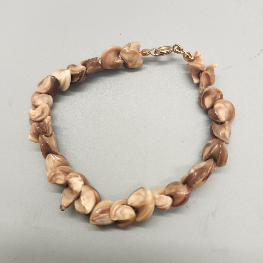 Beachy Coastal Spiral Stacked Bead Bracelet‎